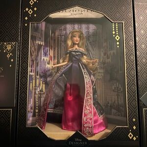 Disney Designer Collection Aurora Sleeping Beauty LE Doll NEW